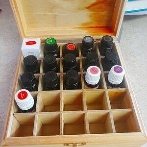 DOTERRA Storage Box w 16 oils